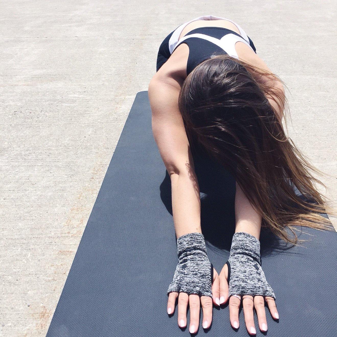 Props Grey Staple Workout Gloves - For Yoga